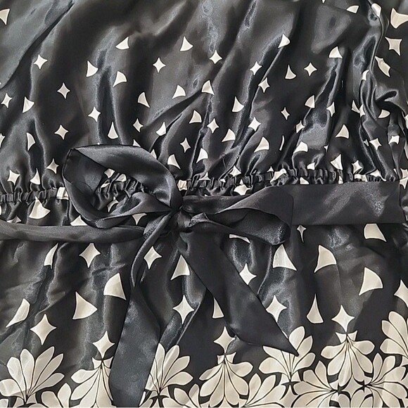 Dressbarn Size 1X Womens Paisley Satin V-Neck 3/4 Bell Sleeve Blouse NEW - Picture 8 of 10